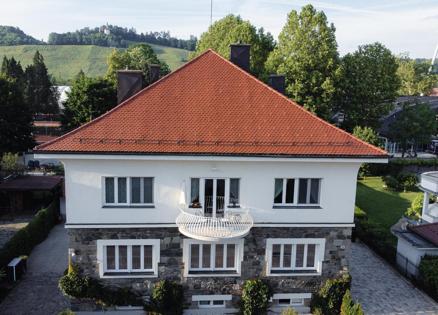 Luxury Cernigoj
